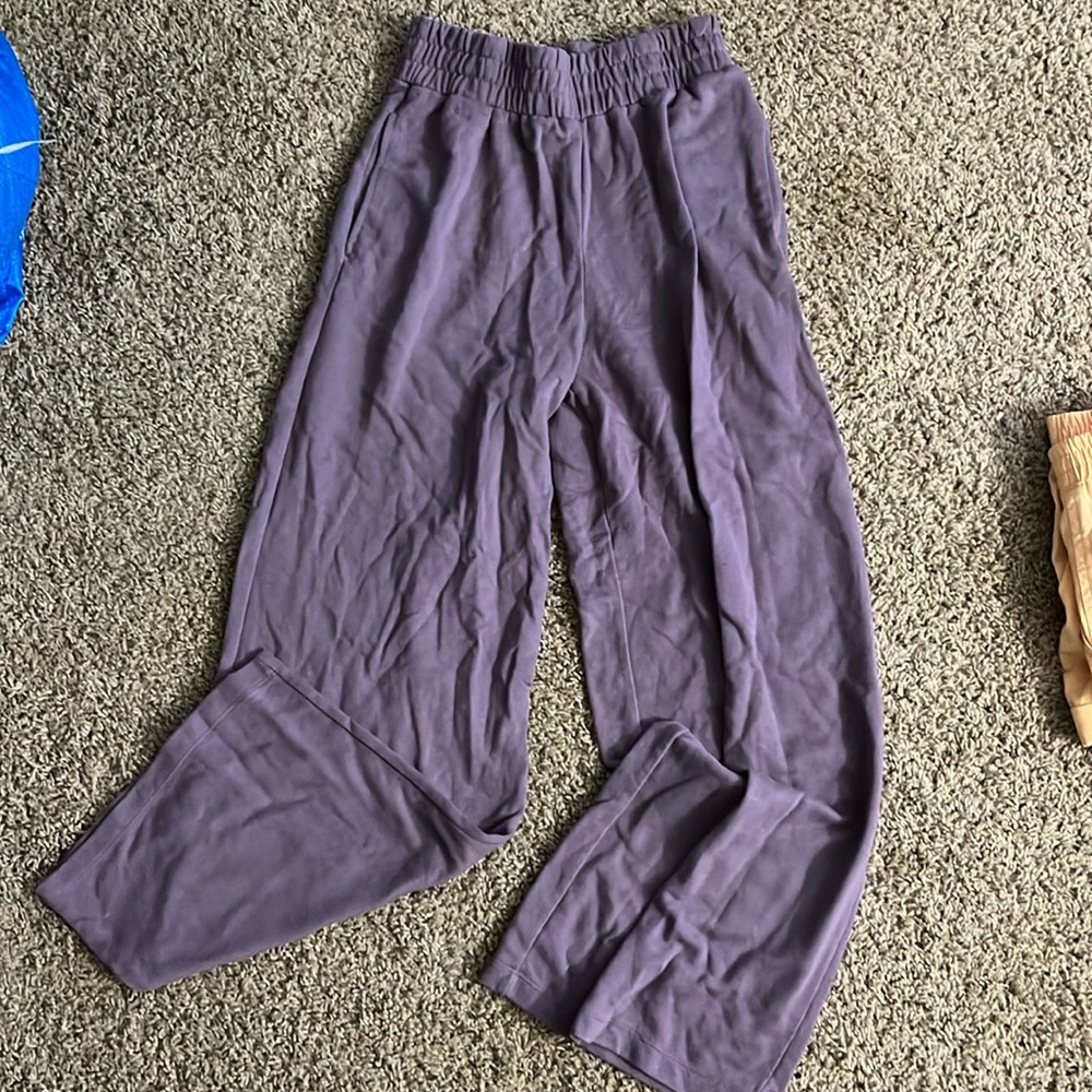 Wide leg sweatpants